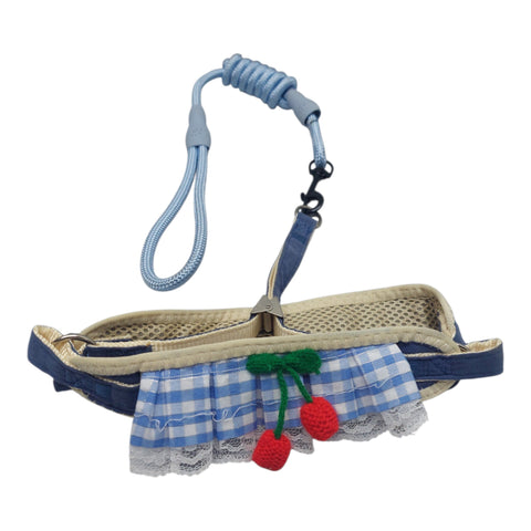 Dog Leash with Frill Colar Detail