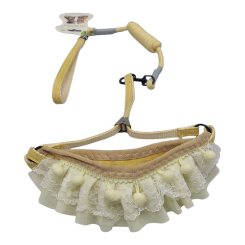 Dog Leash with Frill Colar Detail