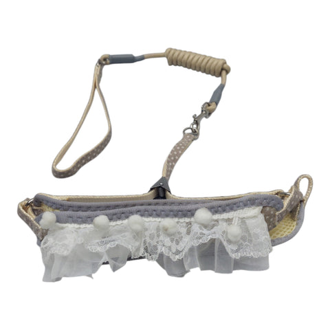 Dog Leash with Frill Colar Detail