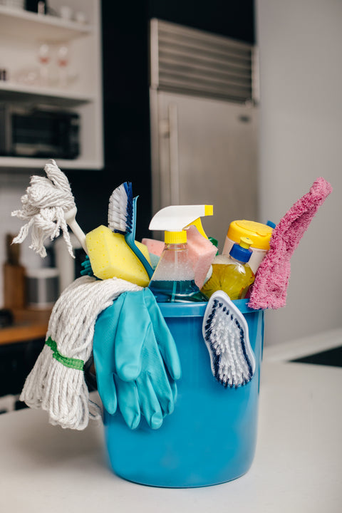 Kitchen Cleaning & Waste